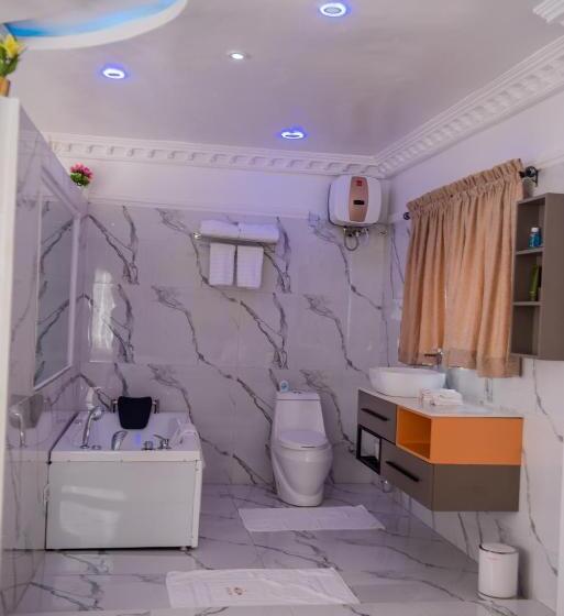 هتل Mondeestars Luxury Home