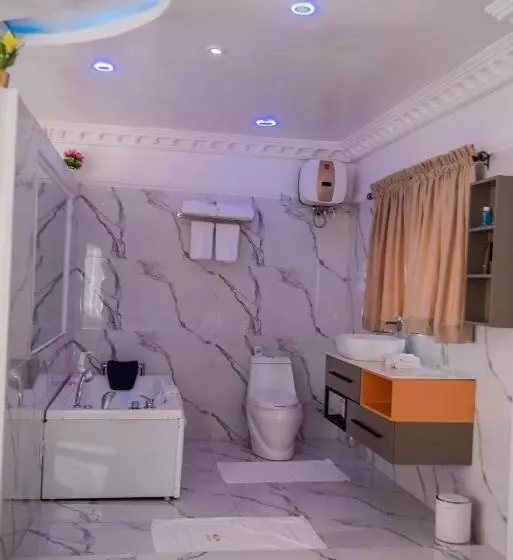 هتل Mondeestars Luxury Home