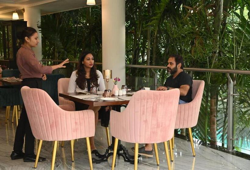 فندق Nambiar Club Bellezea