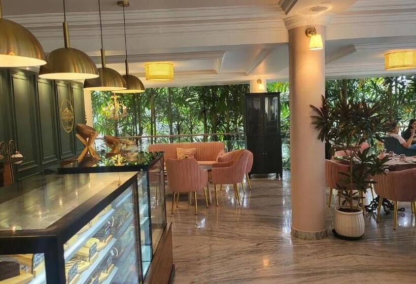 فندق Nambiar Club Bellezea