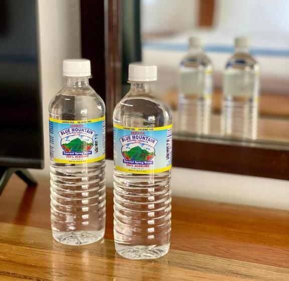 هتل Sand And Tan Beach