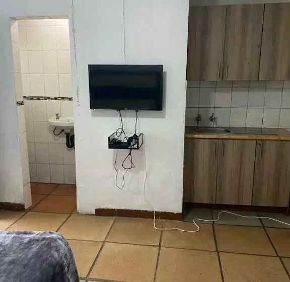 Majatalo Soweto Towers Guest Accommodation