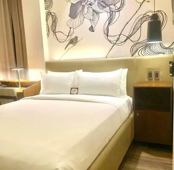 The Henry Hotel Roost Bacolod