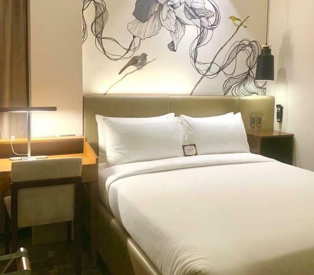 The Henry Hotel Roost Bacolod