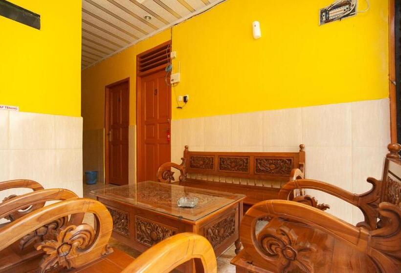 호텔 Reddoorz Syariah At Jalan Wayhitam Palembang