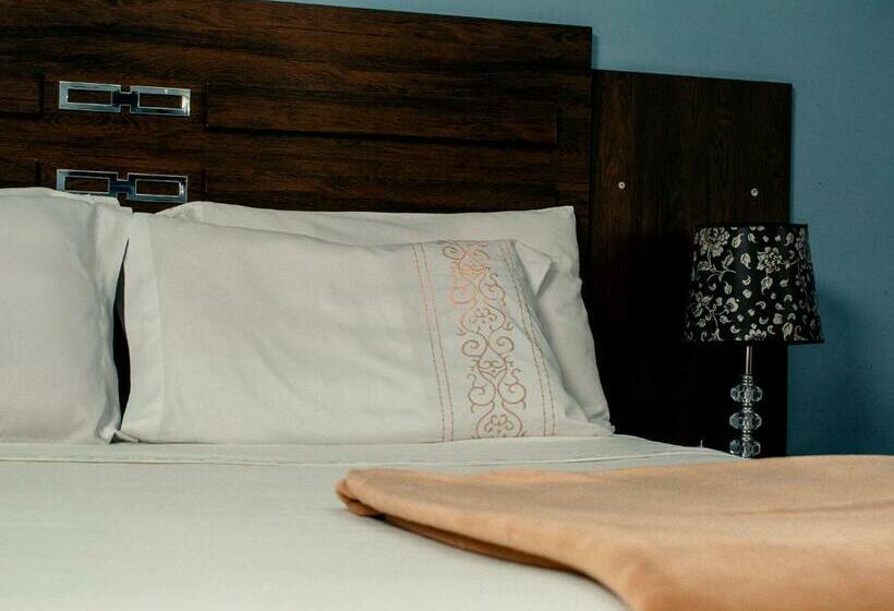 پانسیون Tamunee S Guest House