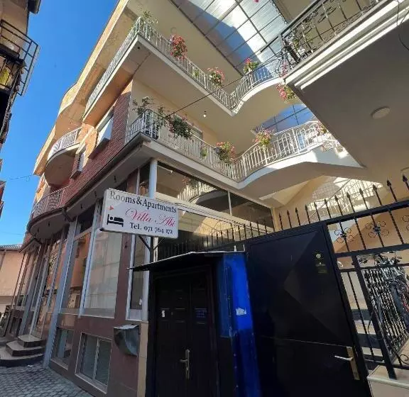 پانسیون Villa Abi Center