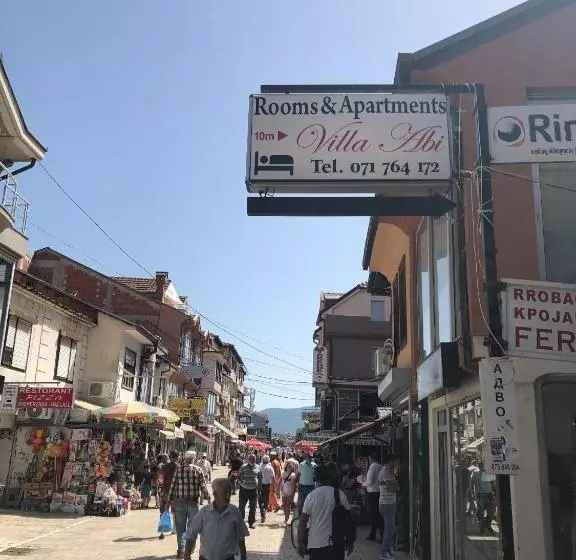 پانسیون Villa Abi Center