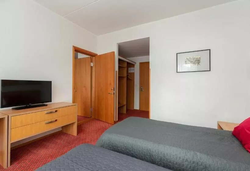Raadimõisa Hotell