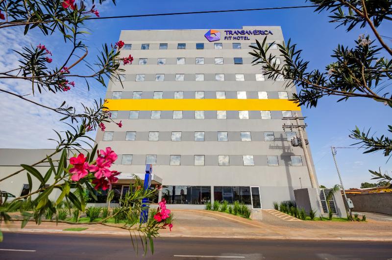 ホテル Transamerica Fit Rio Verde