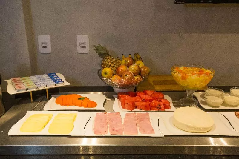 ホテル Transamerica Fit Rio Verde