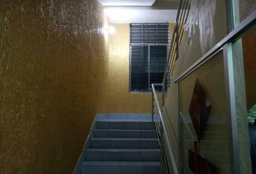 Shopnonir Hotel & Restaurant