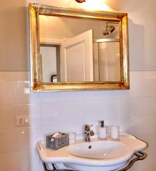 Aamiaismajoitus (B&B) Castellinaria