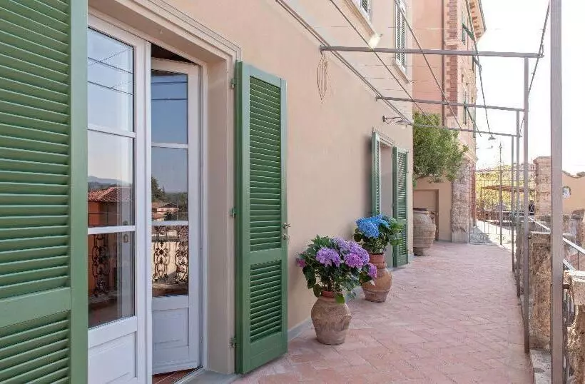 Aamiaismajoitus (B&B) Castellinaria