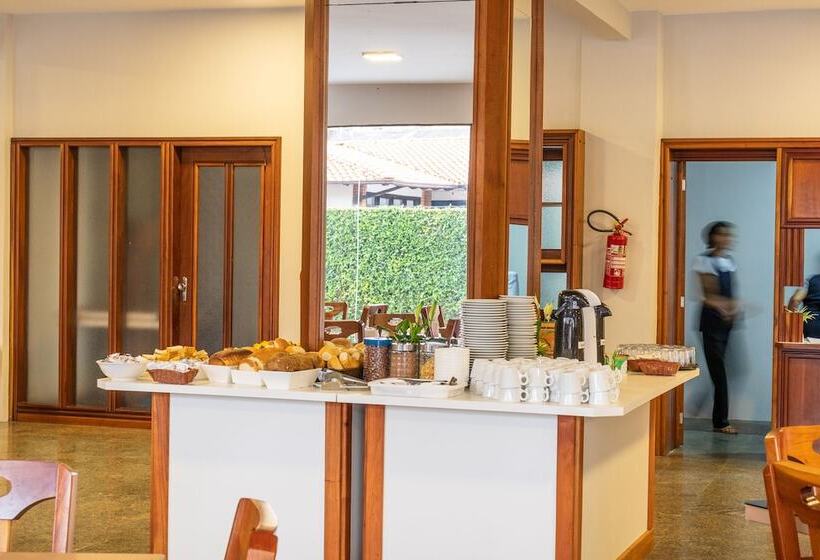 בית מלון כפרי Blumenau Tower By Castelo Itaipava