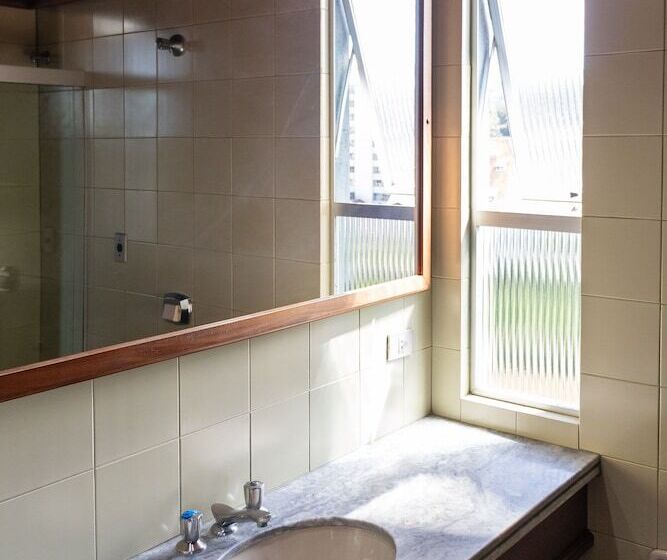 בית מלון כפרי Blumenau Tower By Castelo Itaipava