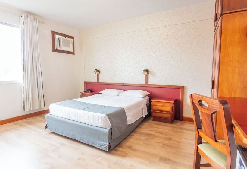 בית מלון כפרי Blumenau Tower By Castelo Itaipava