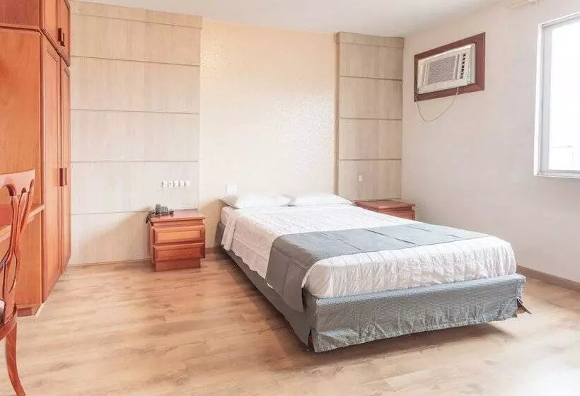 ホテル Blumenau Tower By Castelo Itaipava