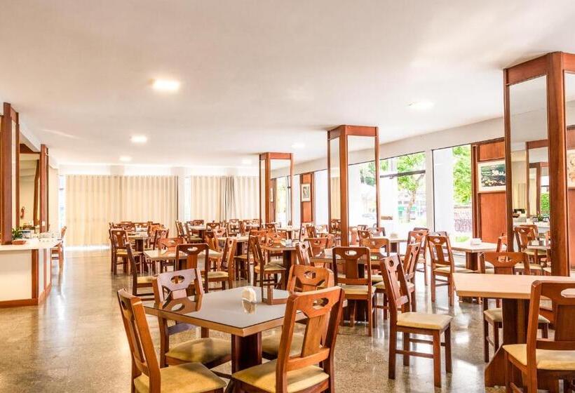 בית מלון כפרי Blumenau Tower By Castelo Itaipava