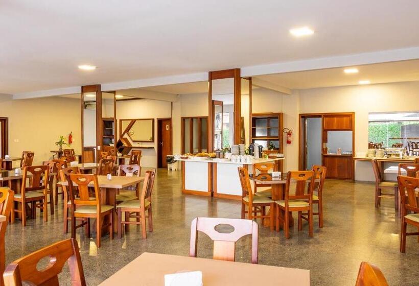 בית מלון כפרי Blumenau Tower By Castelo Itaipava