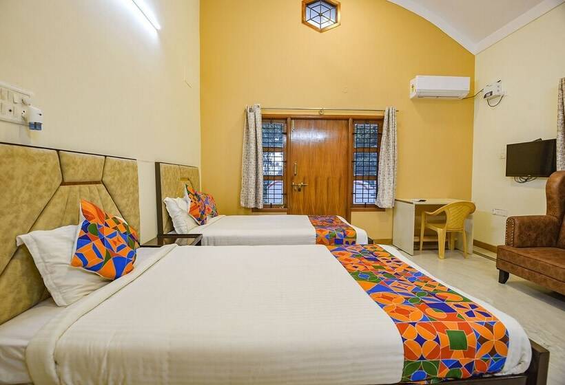 Hotel Fabexpress Ravikeethis Service Apartment