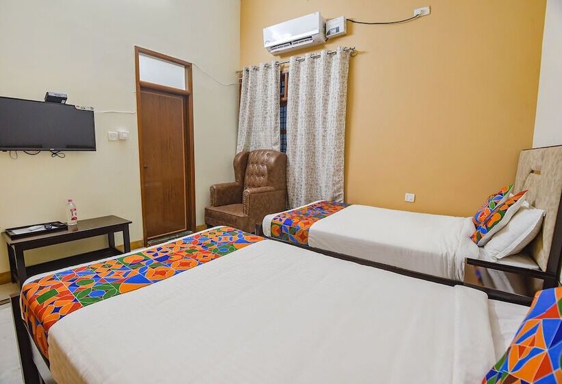 Hotel Fabexpress Ravikeethis Service Apartment