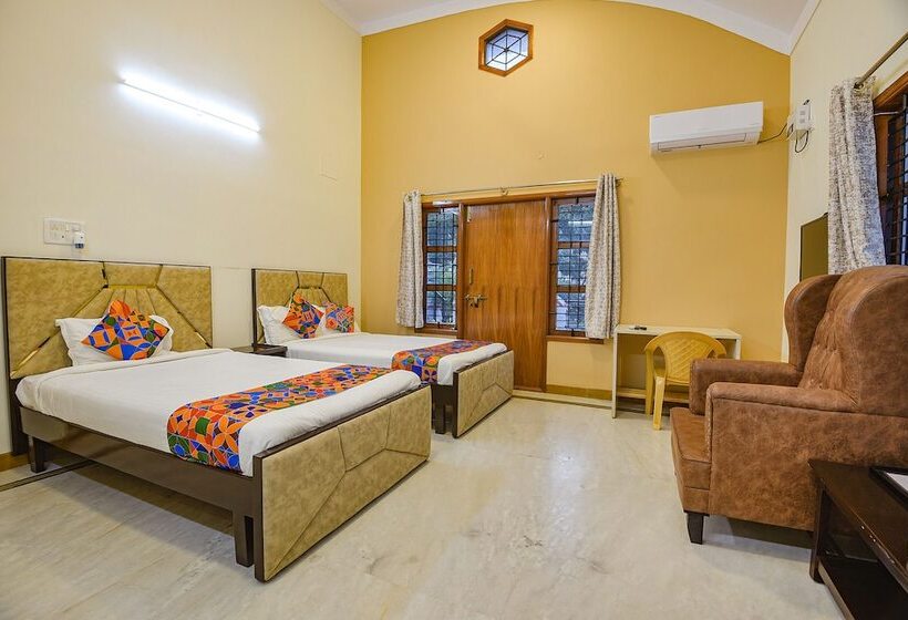 Hotel Fabexpress Ravikeethis Service Apartment