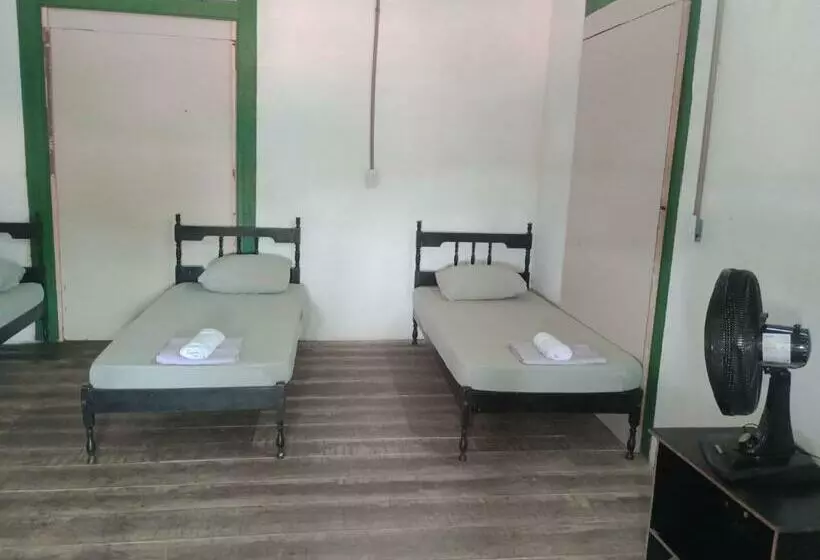 Hostel L B