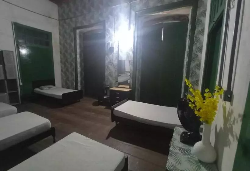 Hostel L B