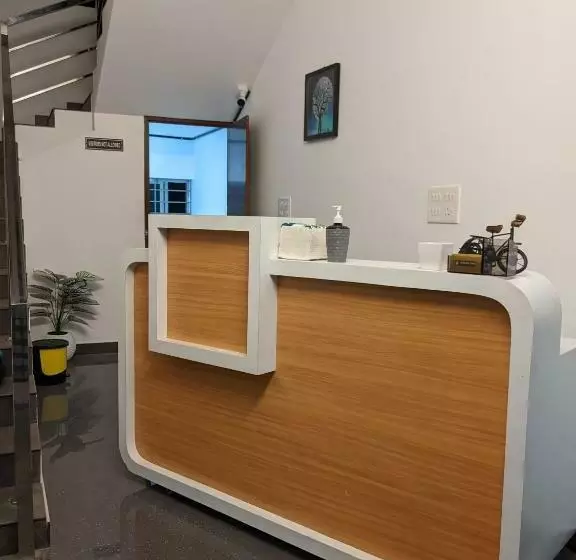 ホテル Atmos Inn Kozhikode