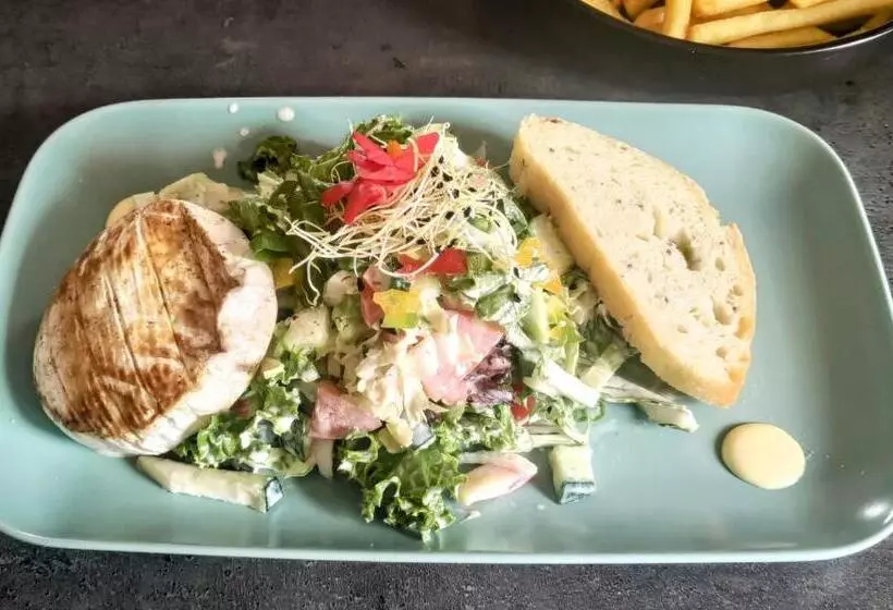 Hotelli Kaštieľ Ottlýk