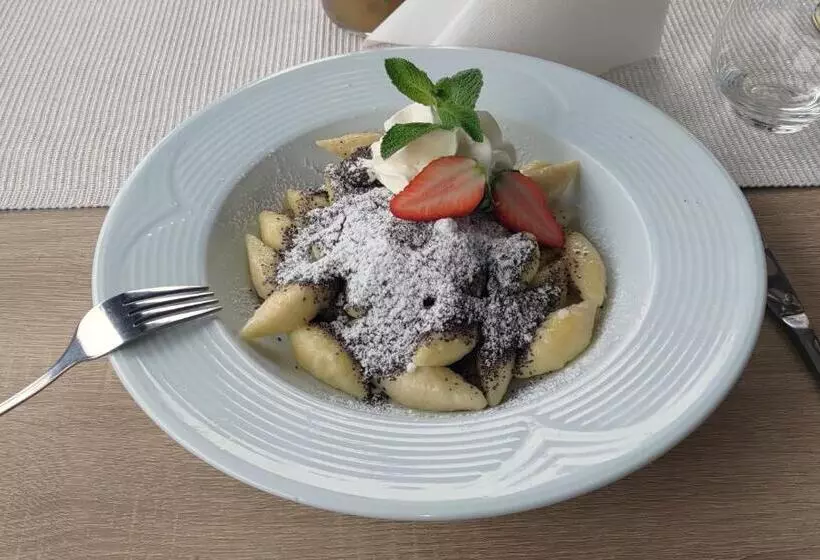 Hotelli Kaštieľ Ottlýk