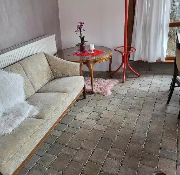 Hotelli Kaštieľ Ottlýk