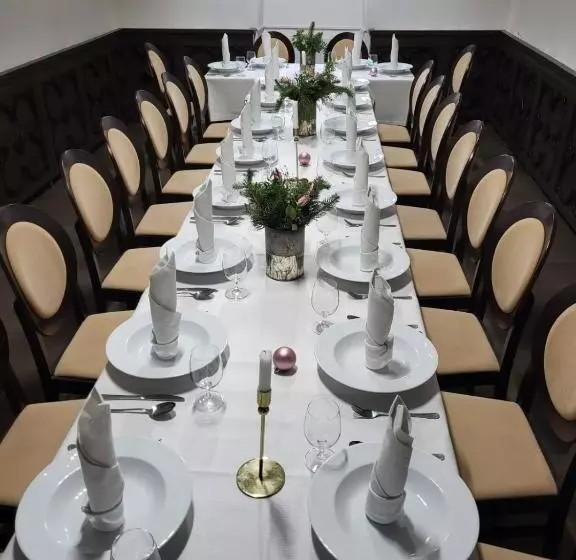 Hotelli Kaštieľ Ottlýk