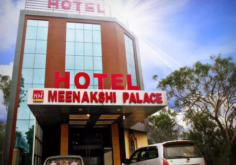 Hotelli Meenakshi Palace