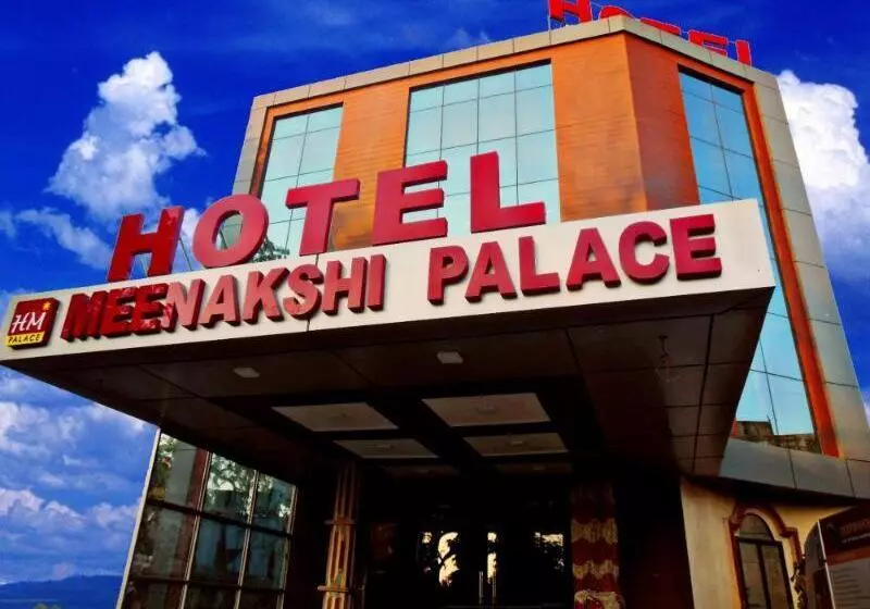 Hotelli Meenakshi Palace