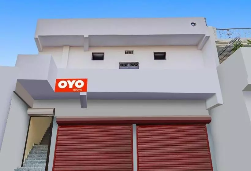ホテル Oyo 93116 Classic Guest House