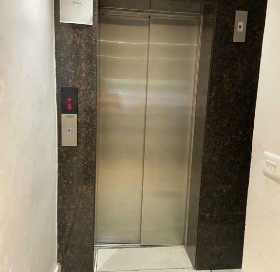 Hotel R.d International By Wb Inn