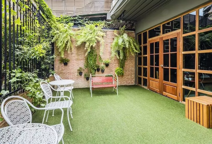 هاستل At Hua Lamphong