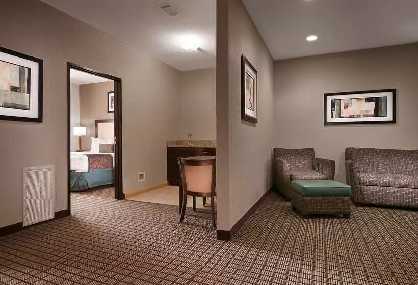 فندق Best Western Plus   Magee Inn & Suites