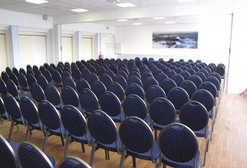 호텔 Breizh Hôtel