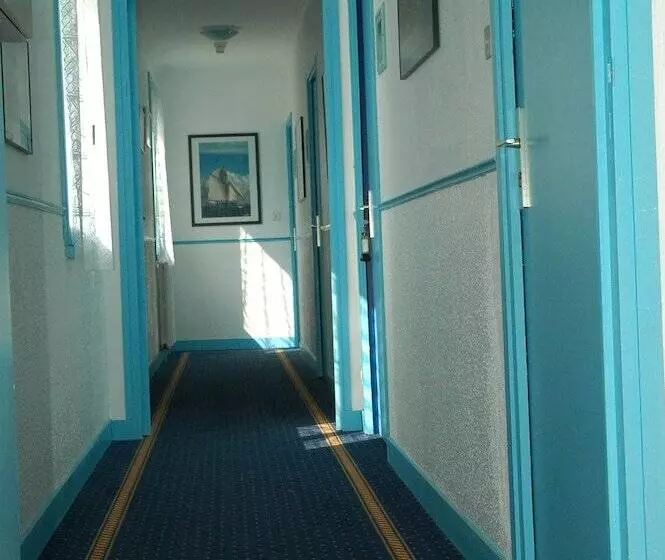 호텔 Breizh Hôtel