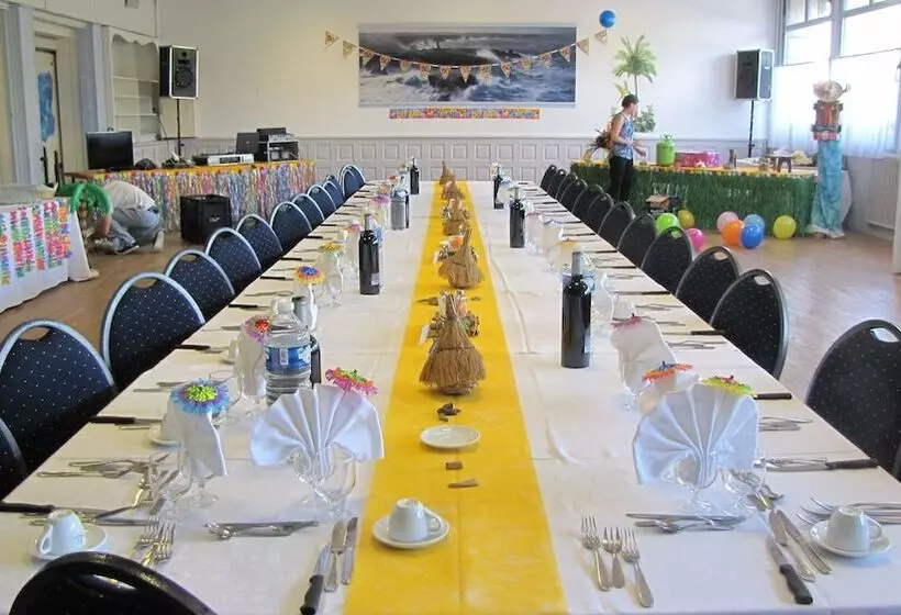 ホテル Breizh Hôtel