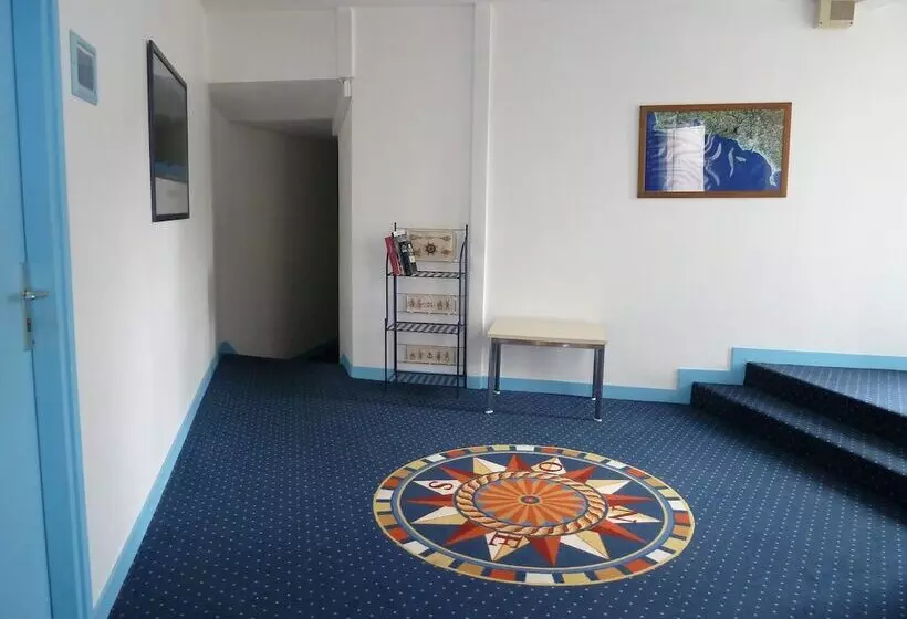 ホテル Breizh Hôtel