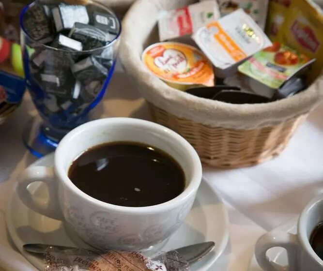 호텔 Breizh Hôtel