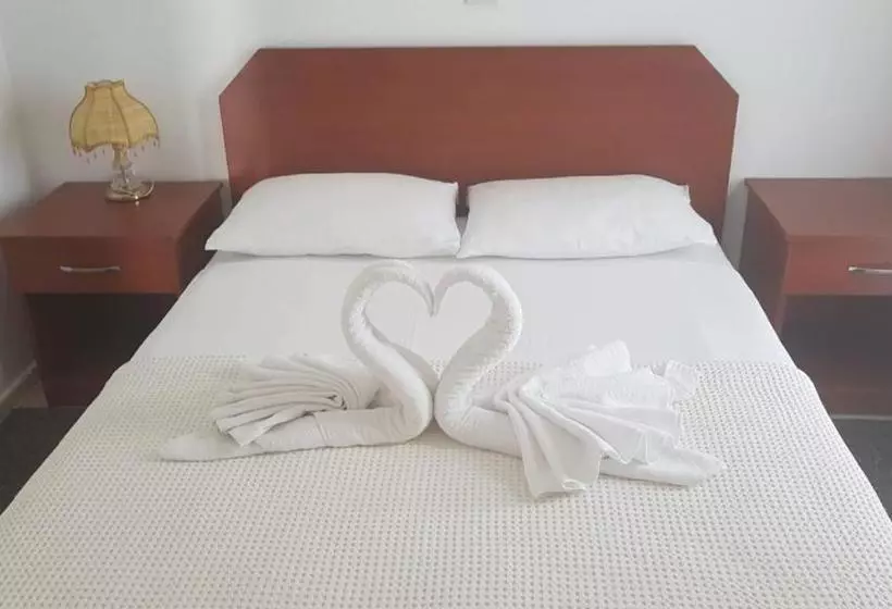 هتل Citrus Tree Gardens