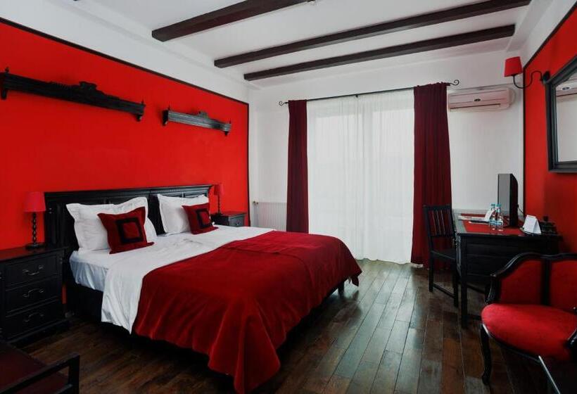 هتل Conacul Archia