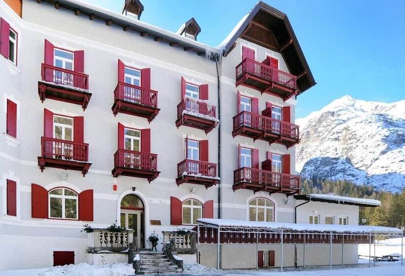 Отель Croda Rossa