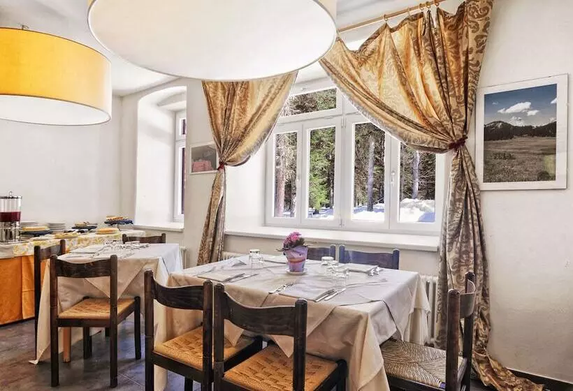 فندق Croda Rossa