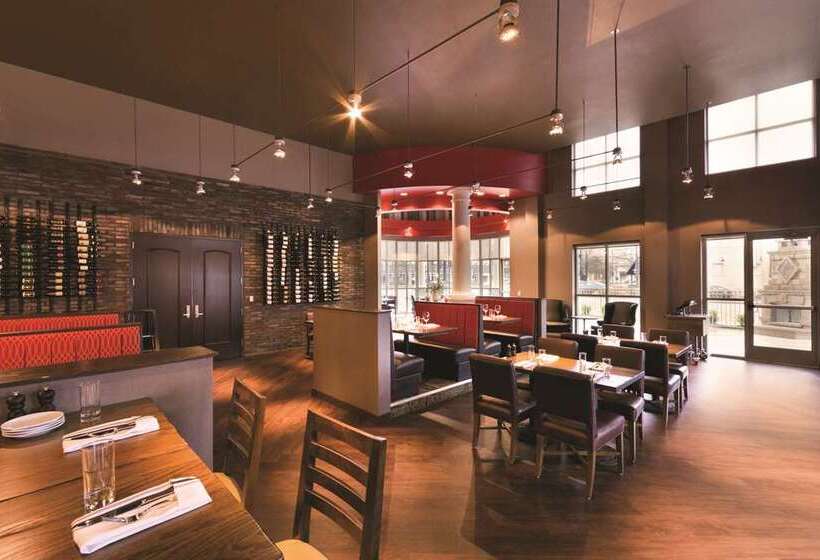 בית מלון כפרי Embassy Suites By Hilton Tuscaloosa Alabama Downtown